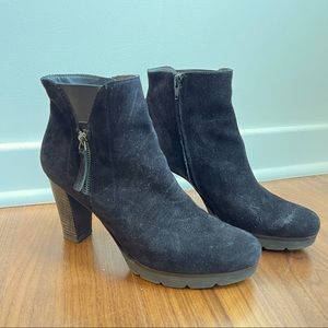 Paul Green suede booties